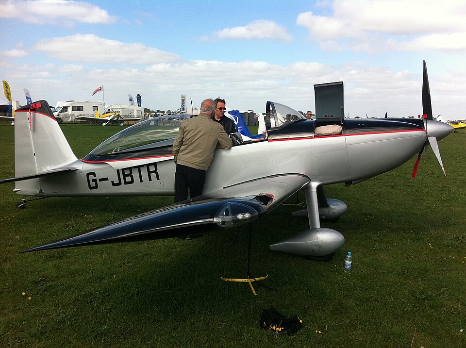 Aircraft registered G-JBTR