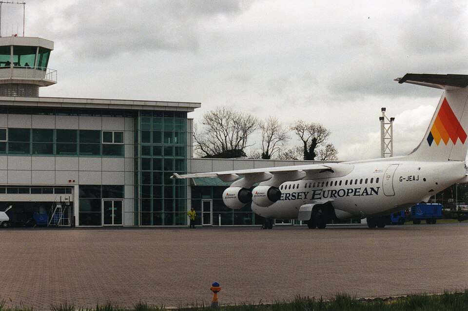 Aircraft registered G-JEAJ