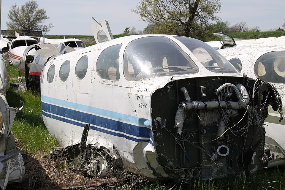 Aircraft registered G-KINK