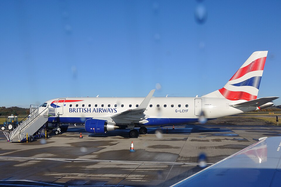 Aircraft registered G-LCYF