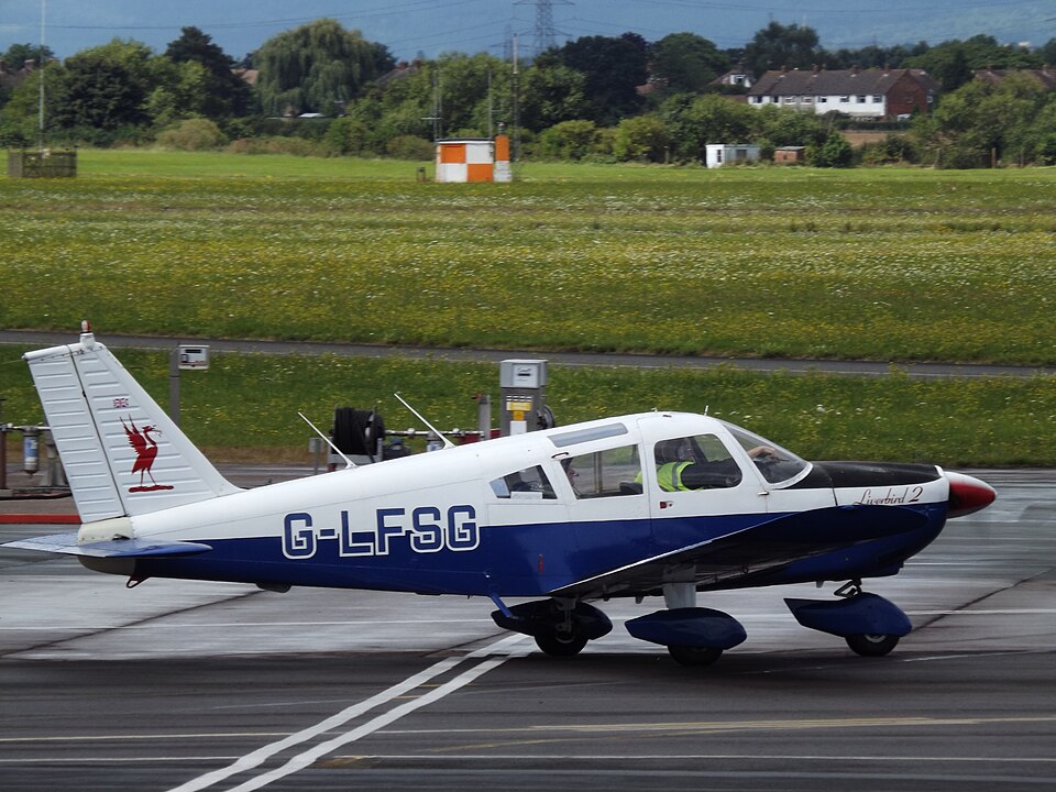 Aircraft registered G-LFSG