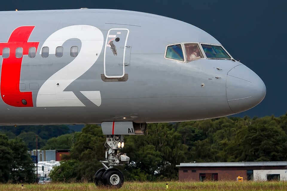 Aircraft registered G-LSAI