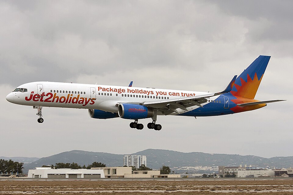 Aircraft registered G-LSAN