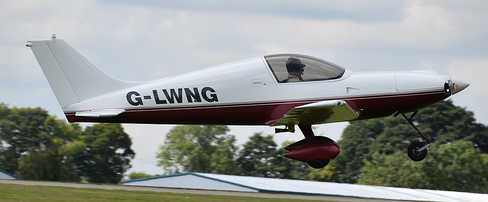 Aircraft registered G-LWNG