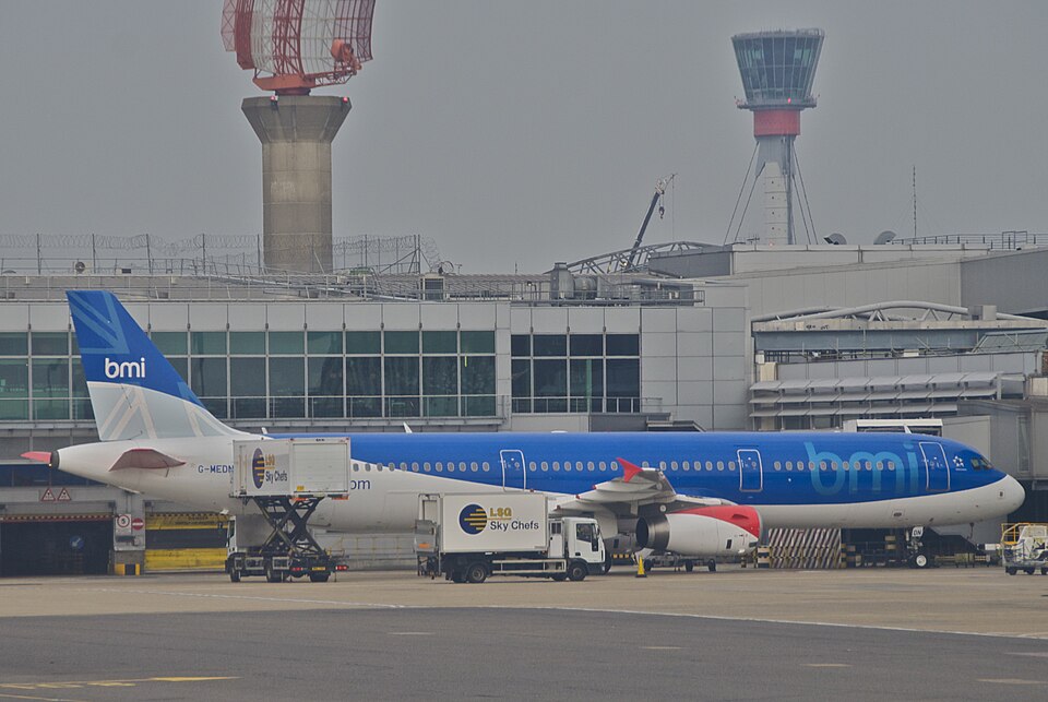 Aircraft registered G-MEDN