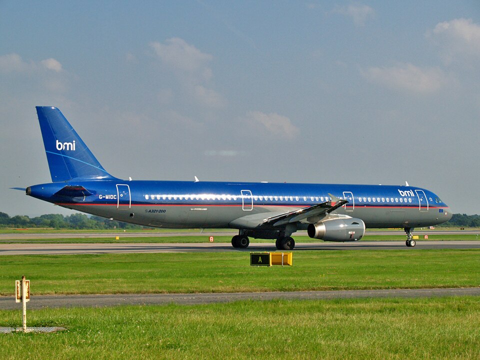 Aircraft registered G-MIDC