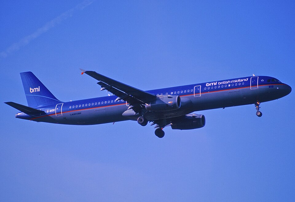 Aircraft registered G-MIDE