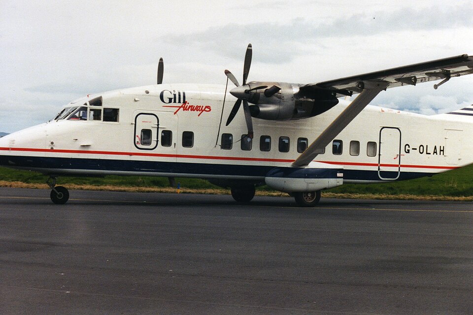 Aircraft registered G-OLAH