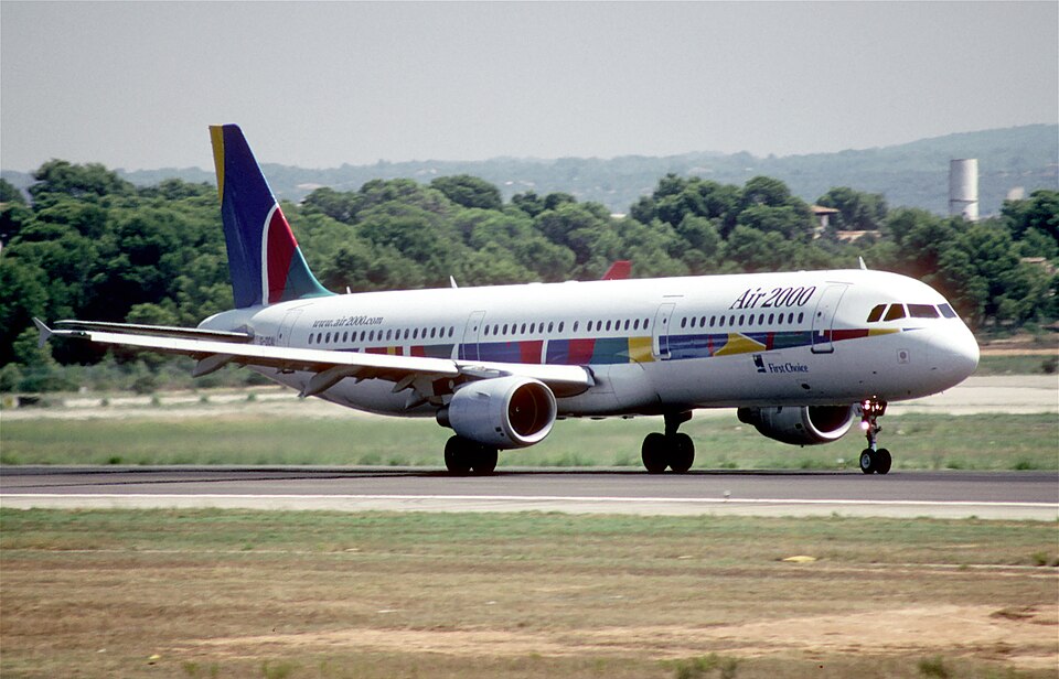 Aircraft registered G-OOAI