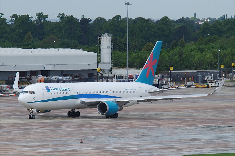 Aircraft registered G-OOAN