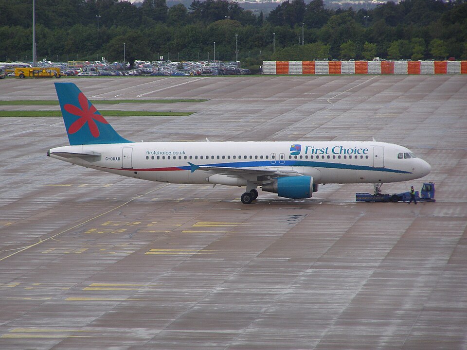 Aircraft registered G-OOAR