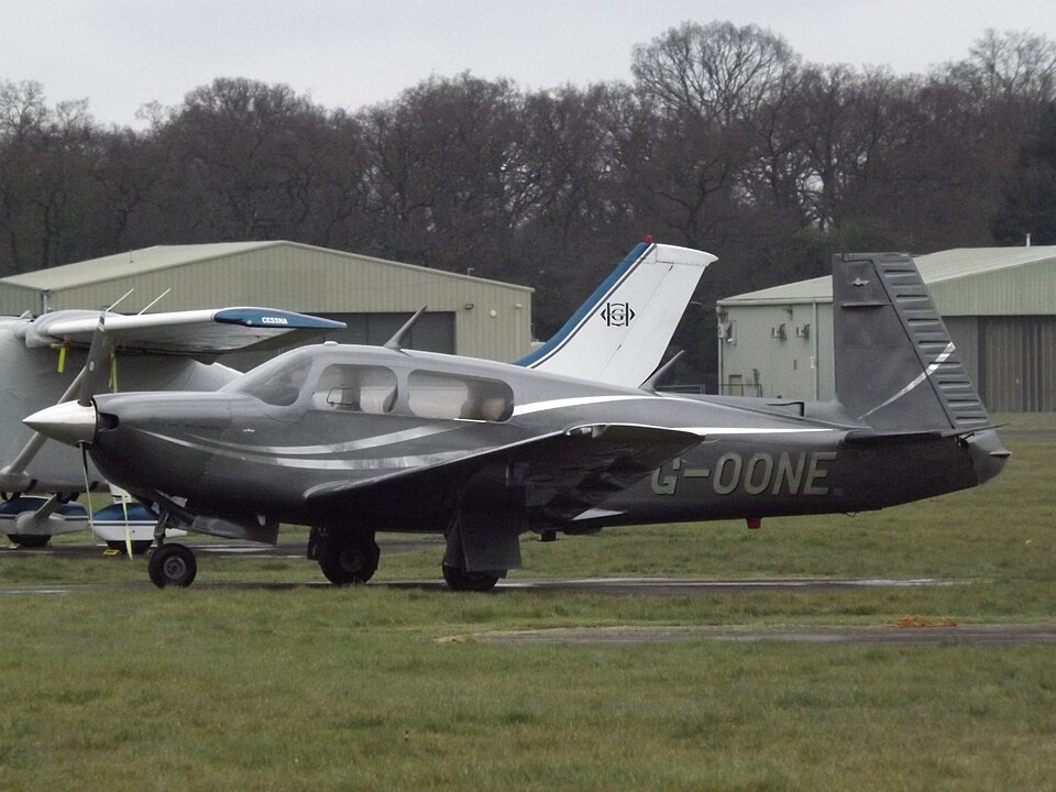 Aircraft registered G-OONE