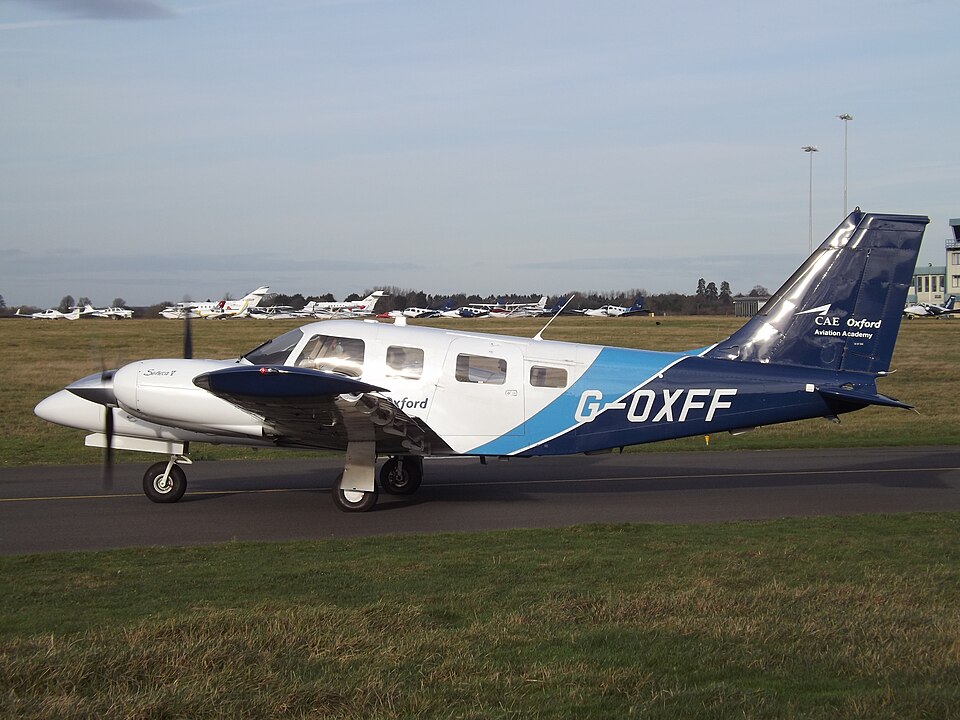 Aircraft registered G-OXFF