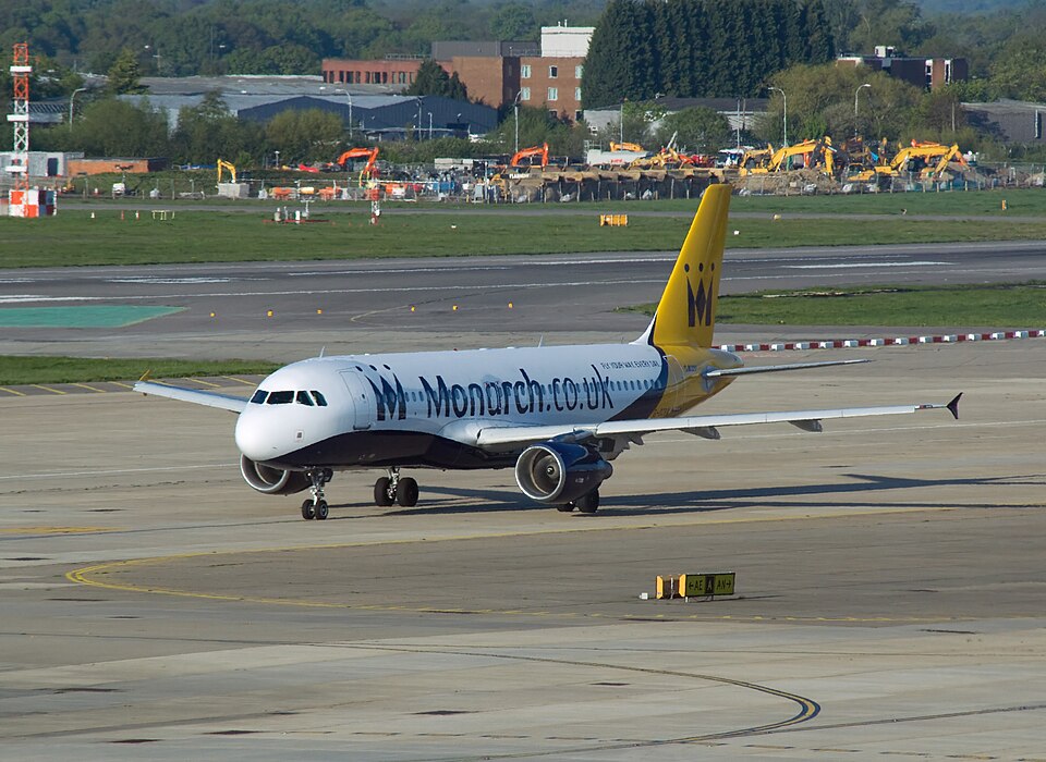 Aircraft registered G-OZBW