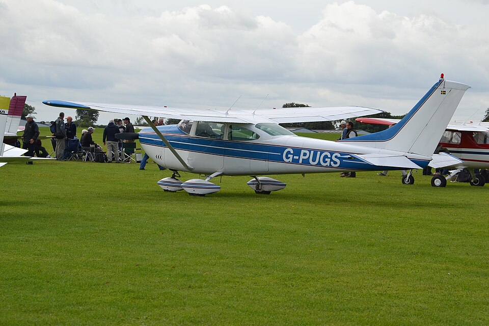 Aircraft registered G-PUGS