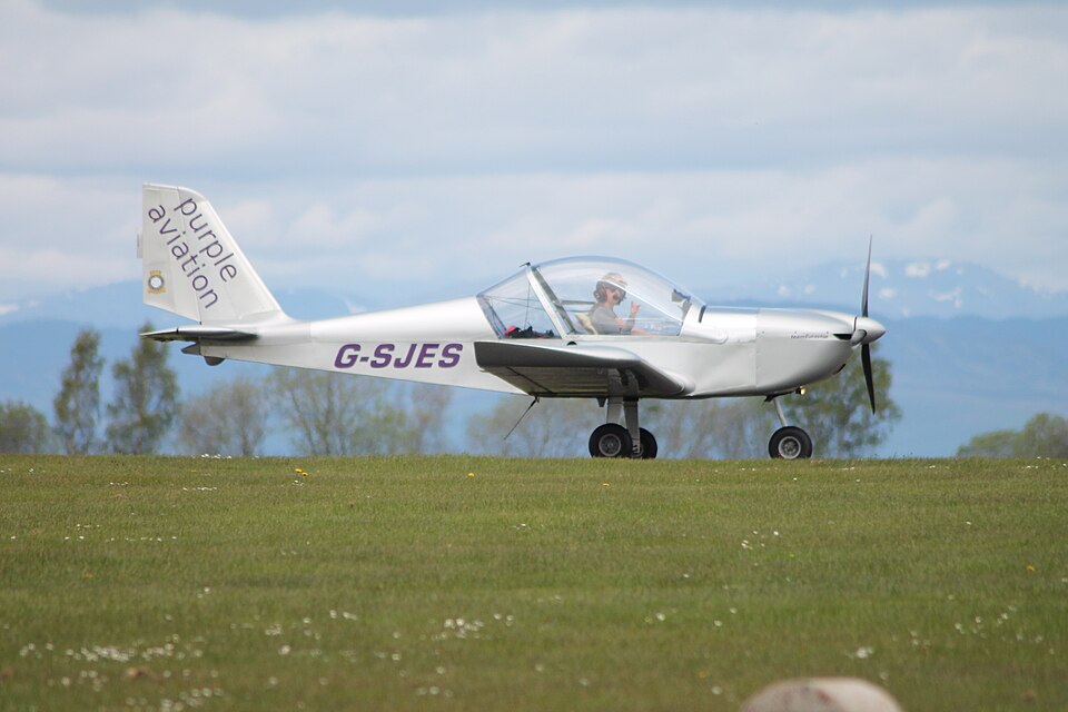 Aircraft registered G-SJES
