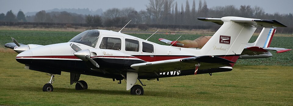 Aircraft registered G-TWNN