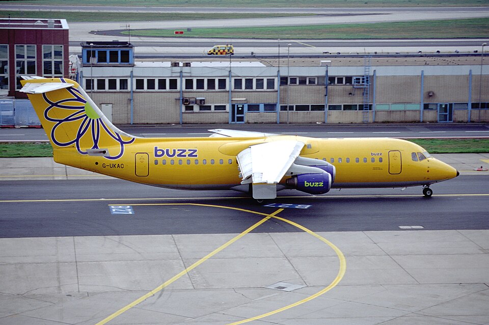 Aircraft registered G-UKAC