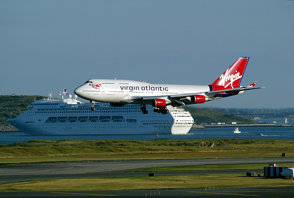 Aircraft registered G-VHOT