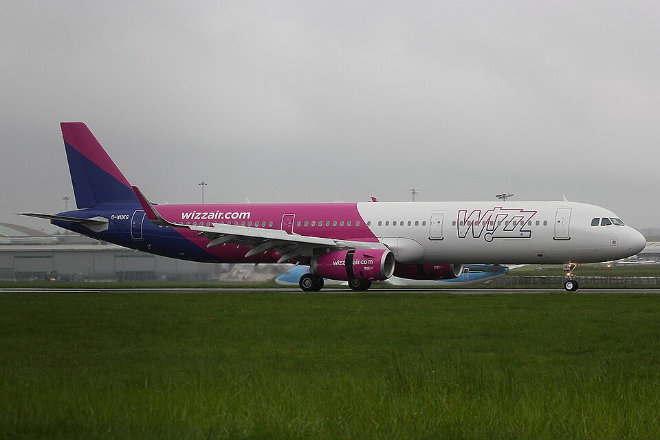Aircraft registered G-WUKG