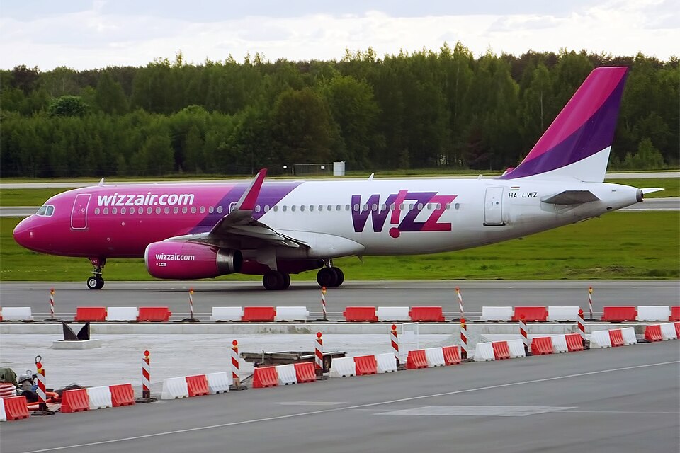 Aircraft registered HA-LWZ
