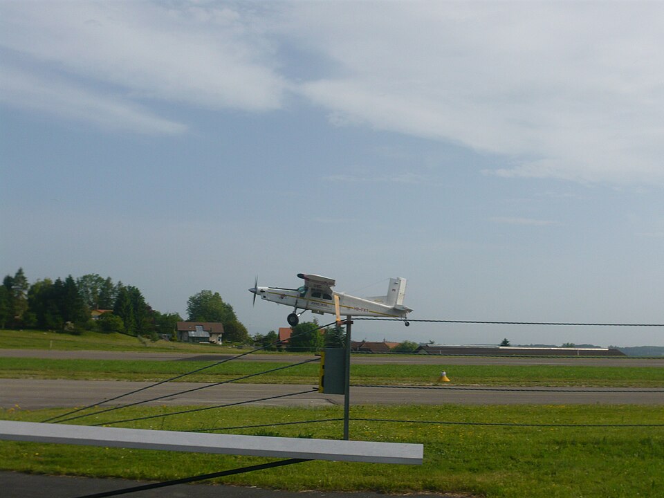 Aircraft registered HB-FKT