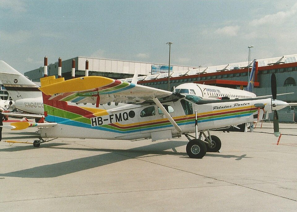 Aircraft registered HB-FMQ