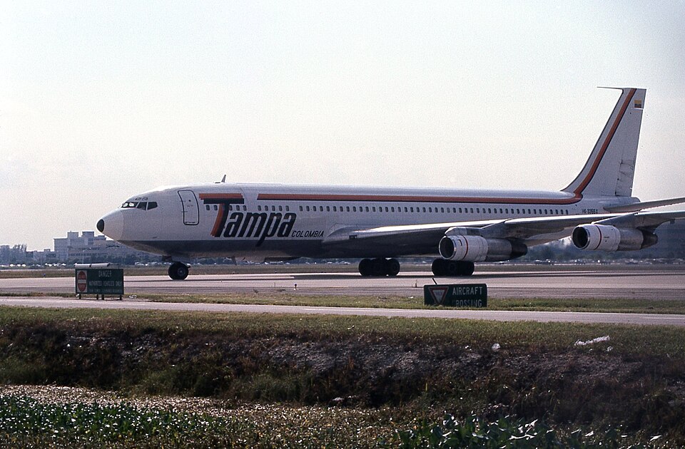 Aircraft registered HK-3355X