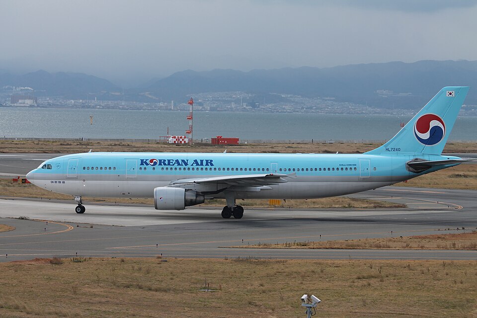 Aircraft registered HL7240