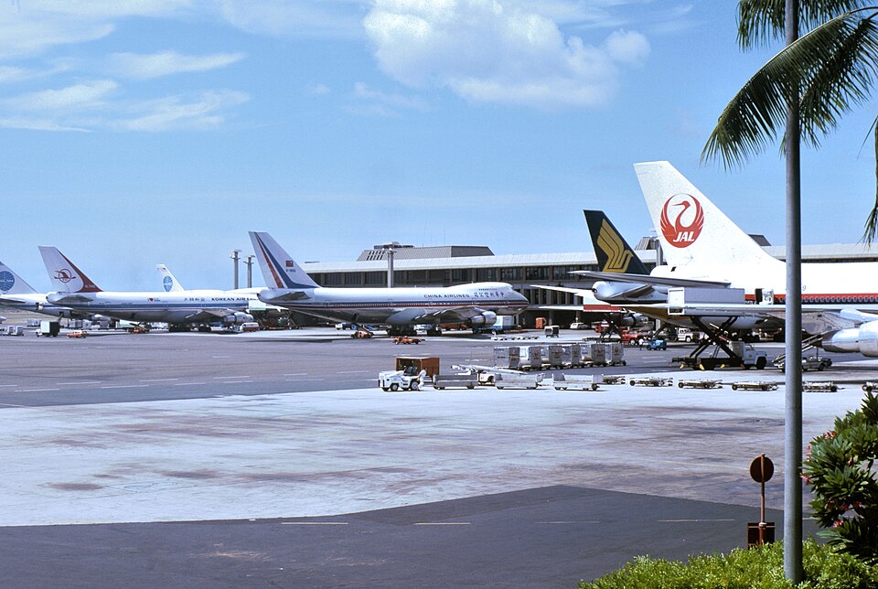 Aircraft registered HL7442