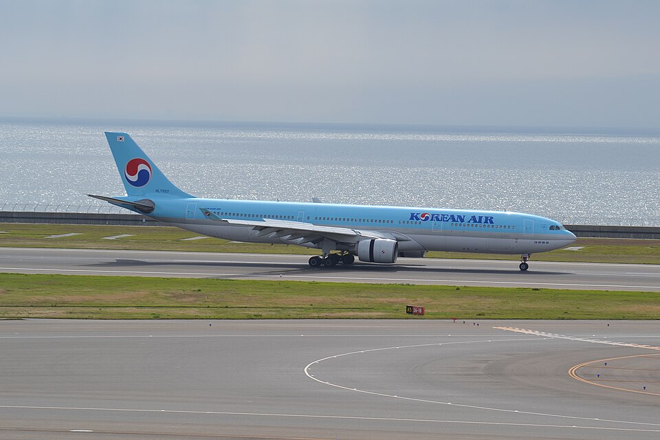 Aircraft registered HL7553
