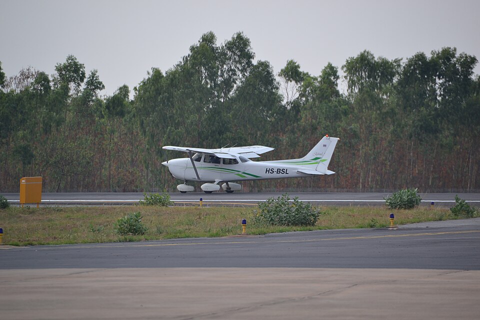 Aircraft registered HS-BSL
