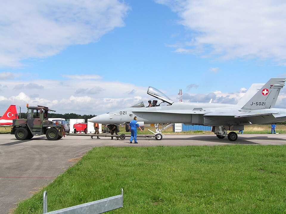 Aircraft registered J-5021