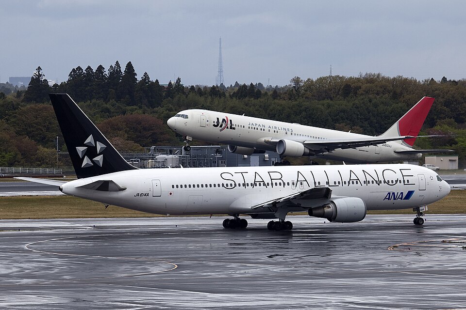 Aircraft registered JA603J