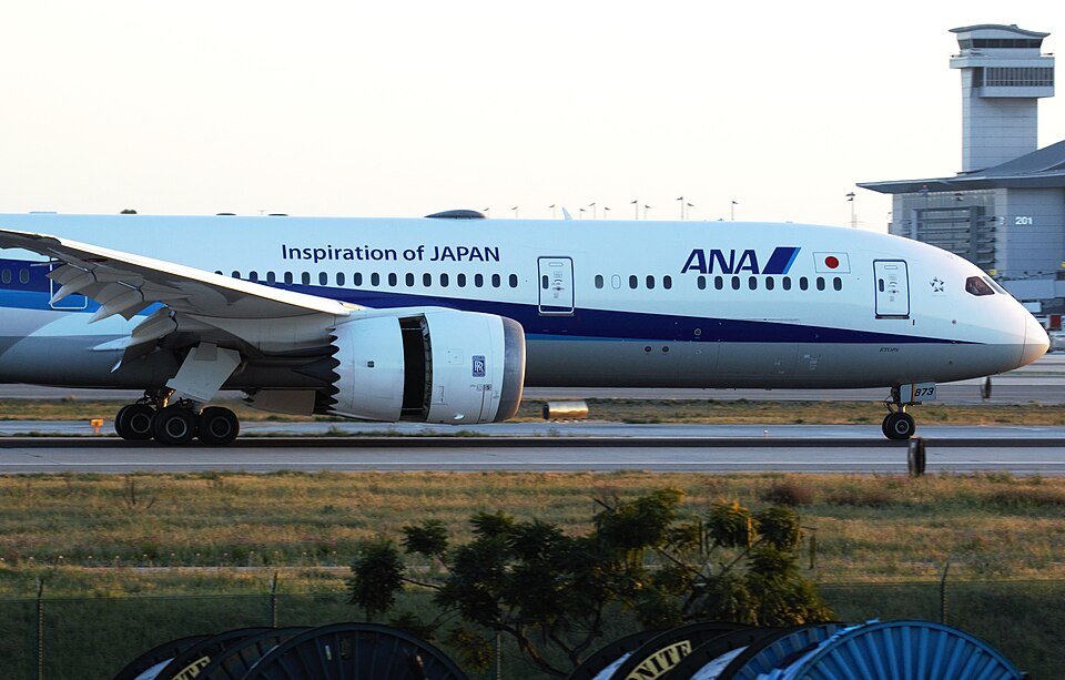 ANA Star Wars R2-D2 ANA JET livery