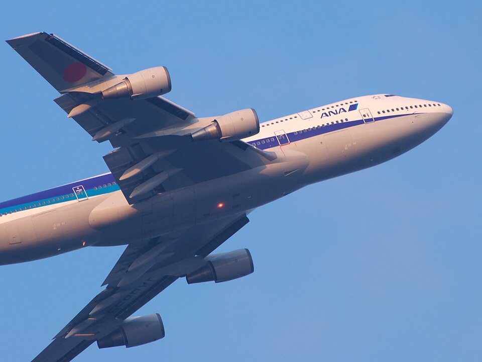 Aircraft registered JA8955