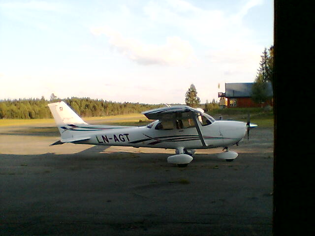 Aircraft registered LN-AGT