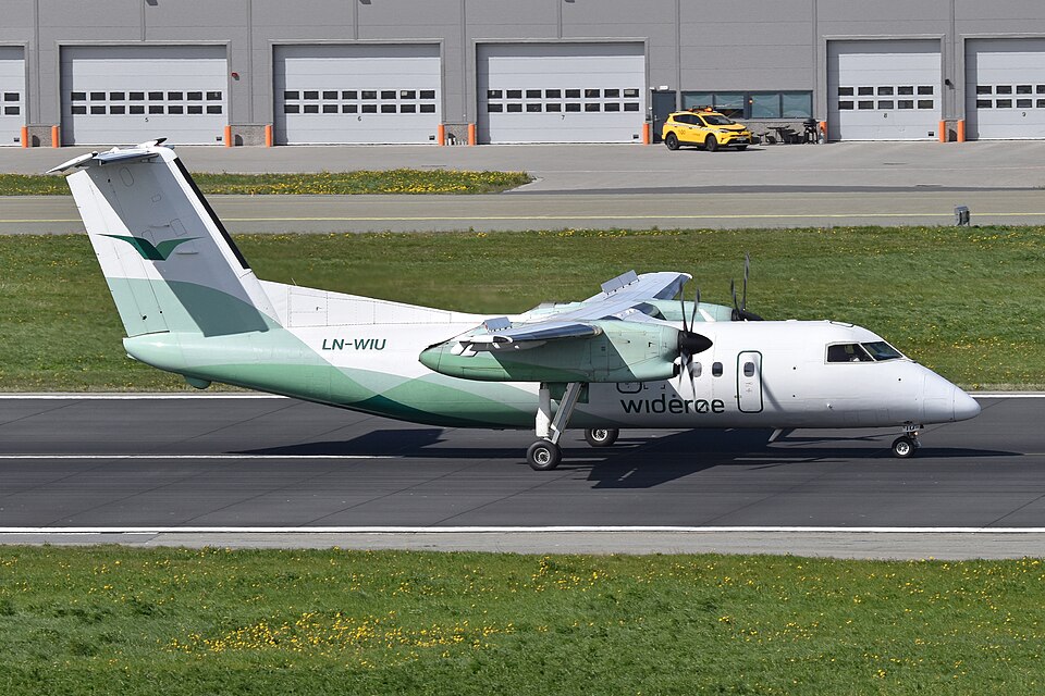 Aircraft registered LN-WIU