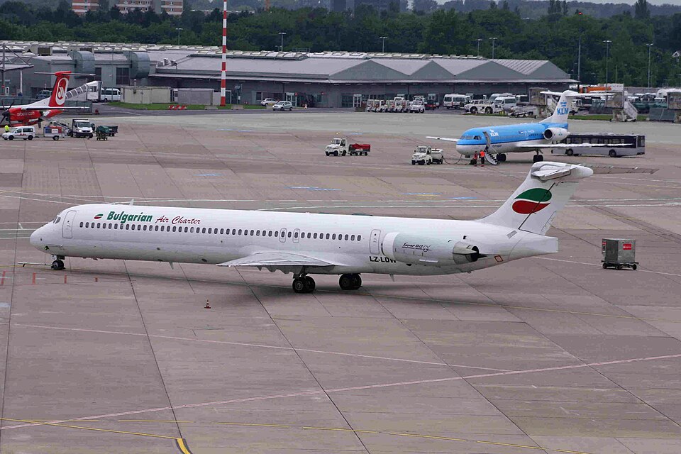 Aircraft registered LZ-LDW