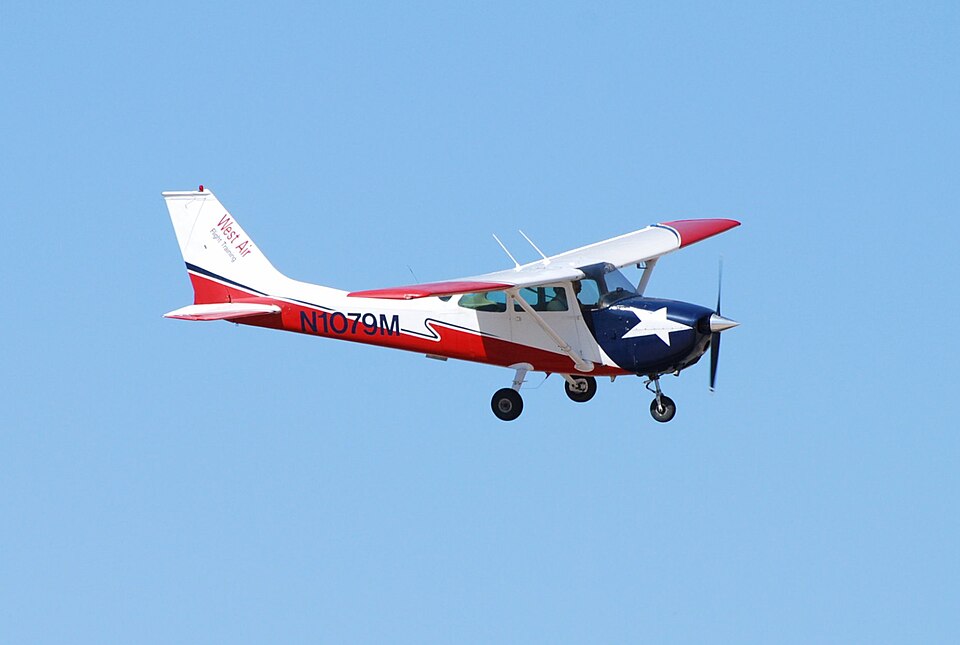 Aircraft registered N1079M