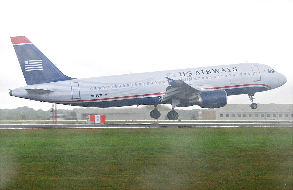 Aircraft registered N113UW