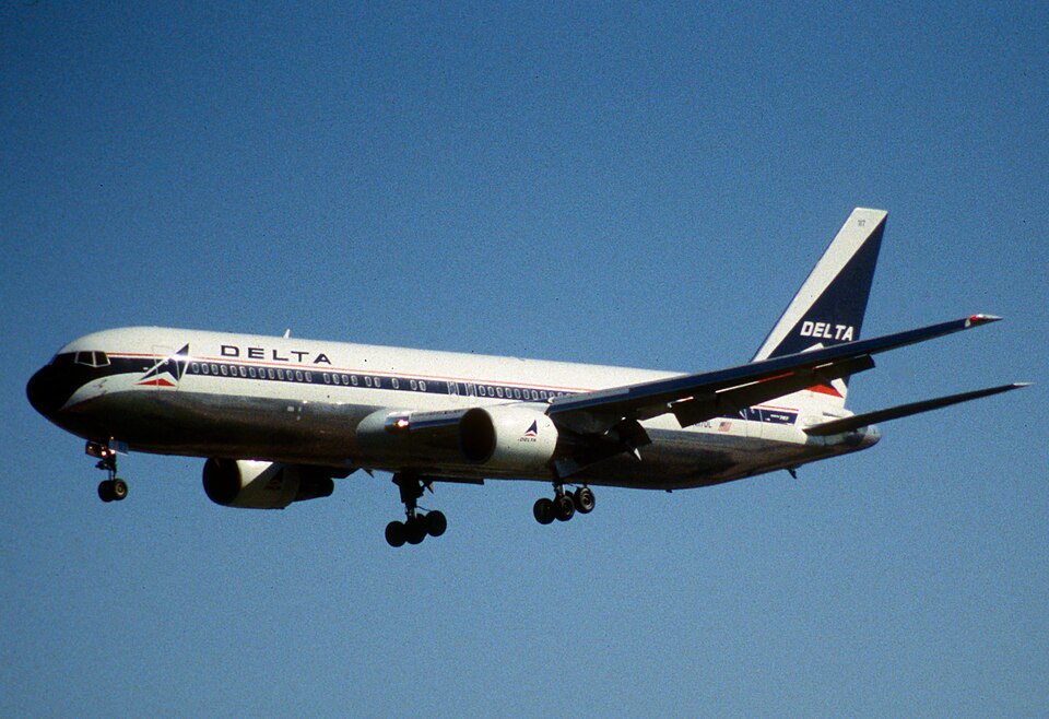 Aircraft registered N117DL