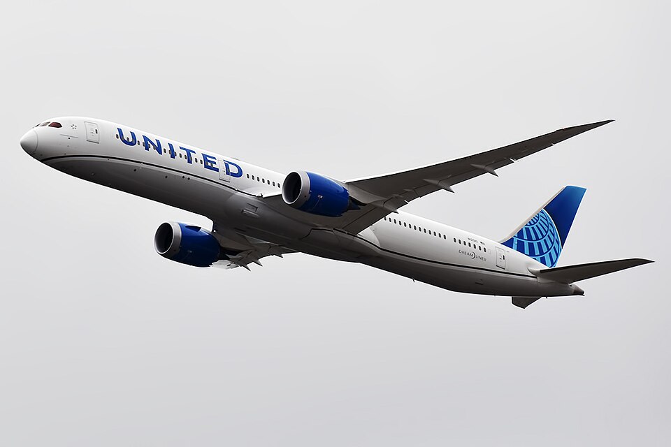 Aircraft registered N12010