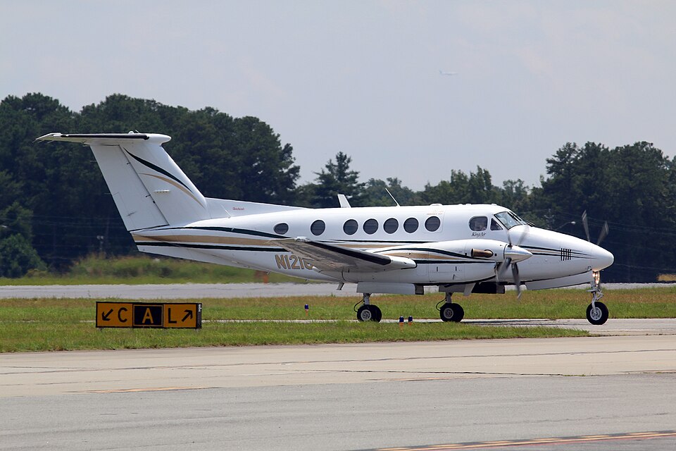 Aircraft registered N121GW
