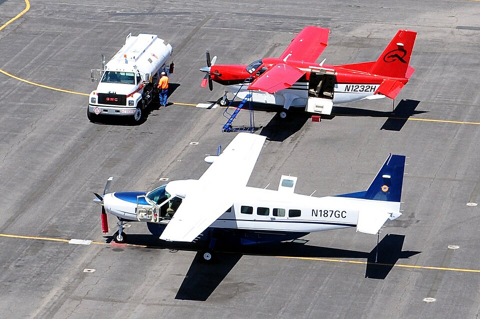 Aircraft registered N1232H