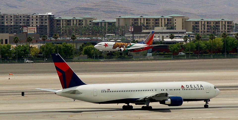 Aircraft registered N125DL