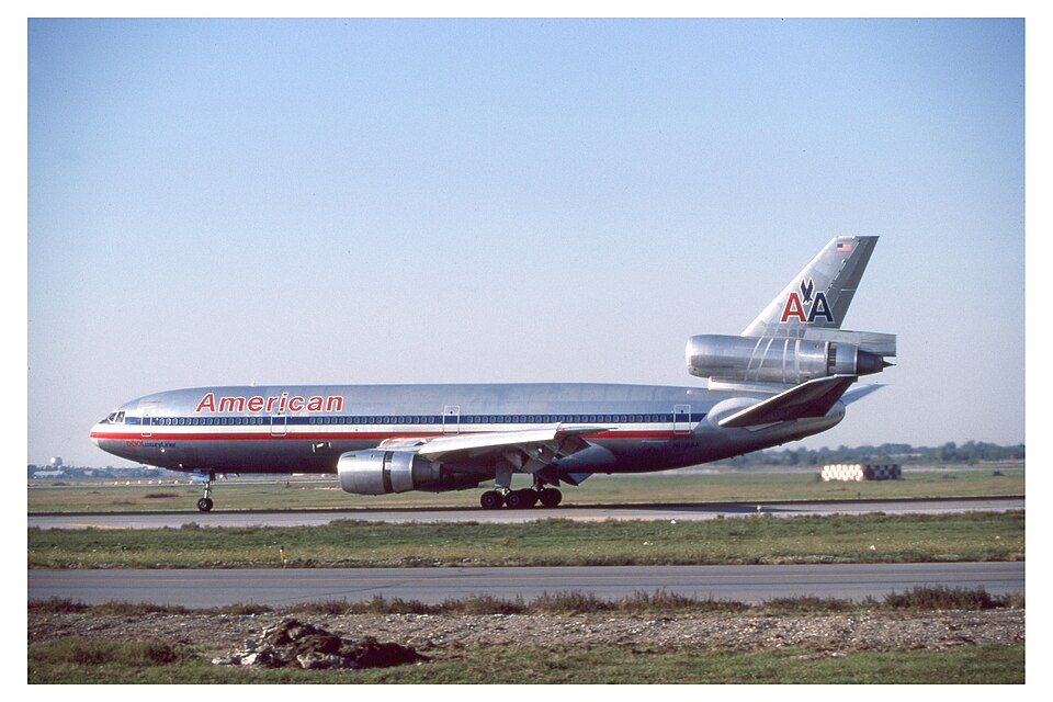 Aircraft registered N128AA