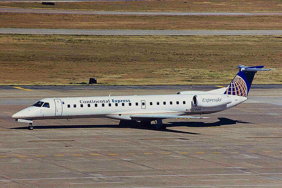 Aircraft registered N12946