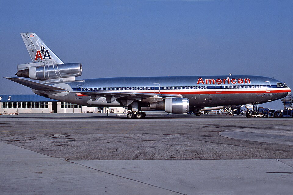 Aircraft registered N139AA