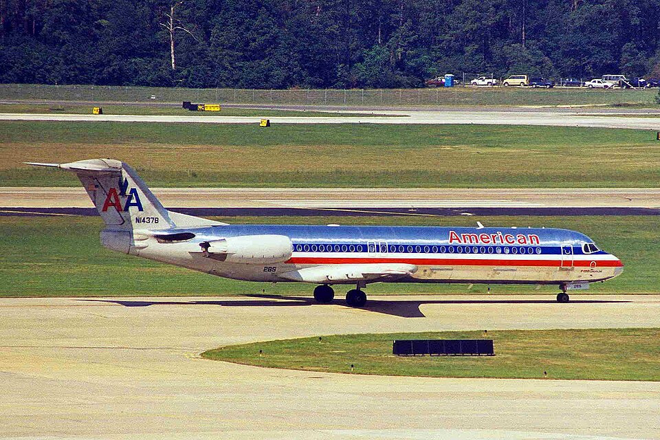 Aircraft registered N1437B